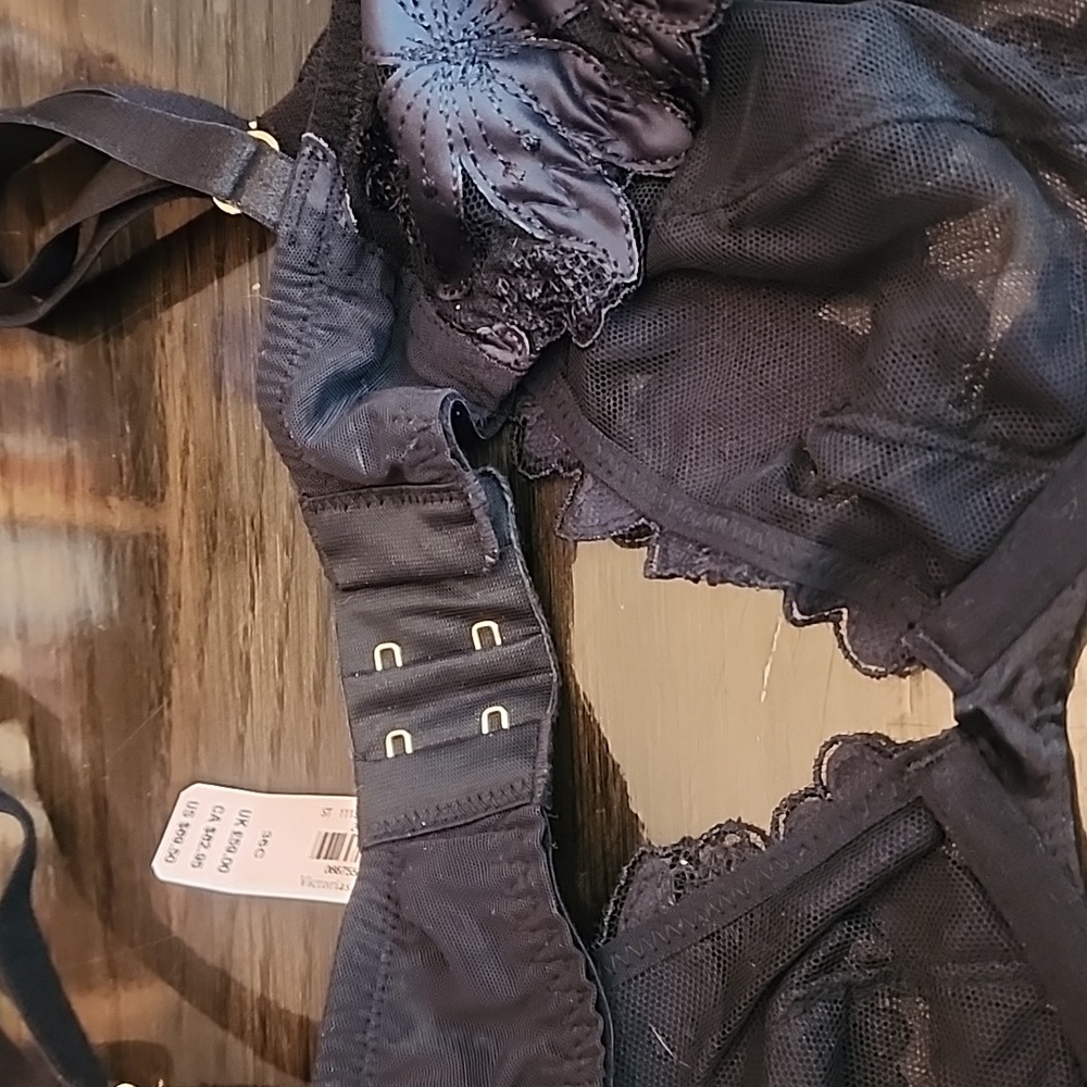 Victoria's Secret Midnight Black Lace Bra 38C Nwt - Picture 4 of 6